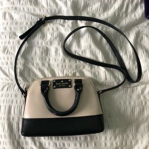 Kate spade crossbody bag